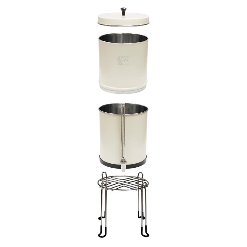 Laden Sie das Bild in Galerie -Viewer, Newton 8.5 Litre Gravity-Powered Water Filter System Black and White
